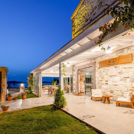 Navalia Hotel Foça Buitenkant foto