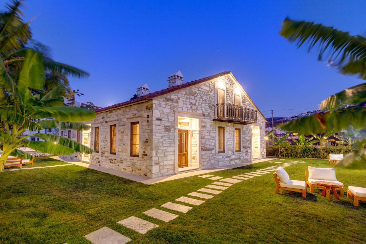 Navalia Hotel Foça Buitenkant foto