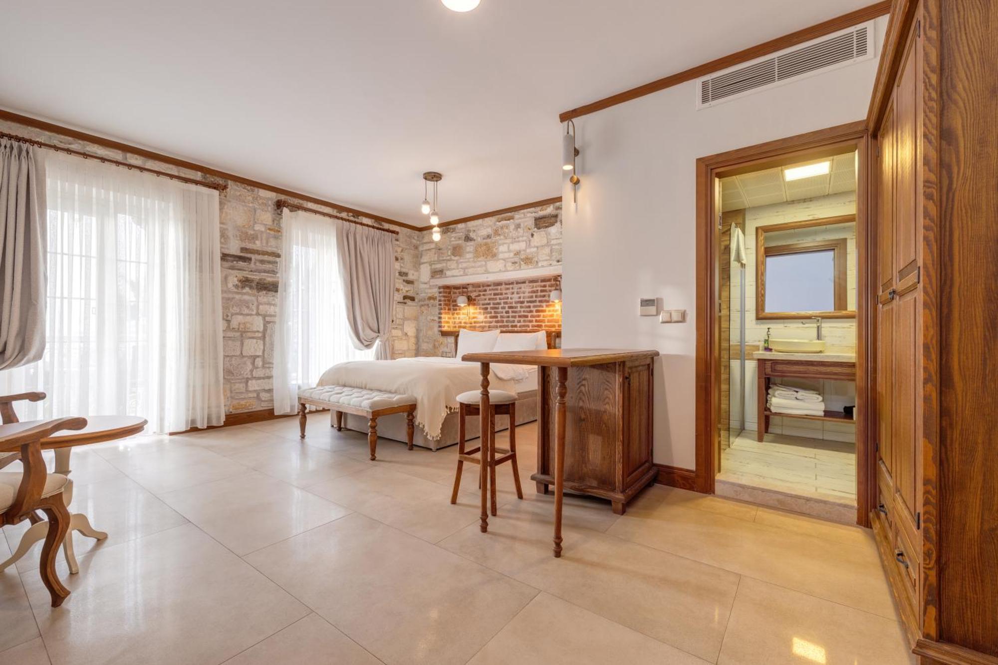 Navalia Hotel Foça Buitenkant foto